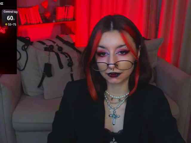 MistressMarcelline webcam