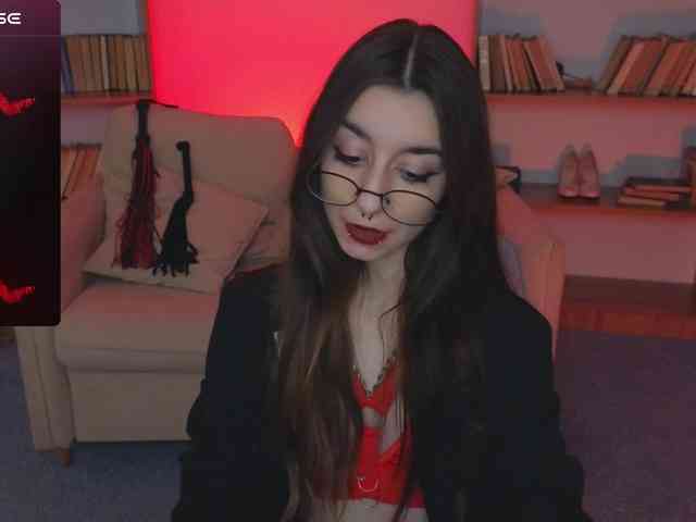MistressMarcelline webcam