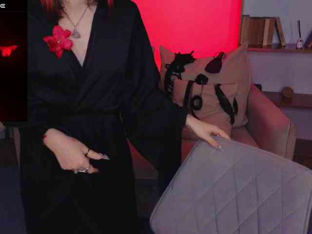 MistressMarcelline webcam