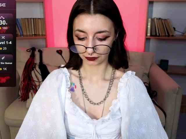 MistressMarcelline webcam