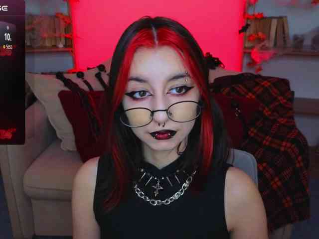 MistressMarcelline webcam