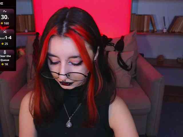 live amateur chat MistressMarcelline