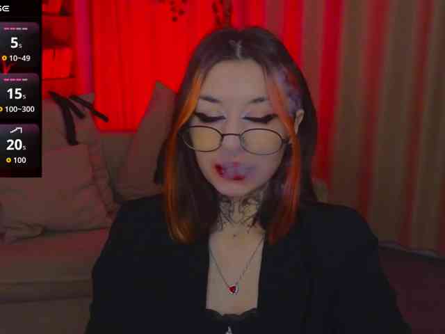 MistressMarcelline webcam