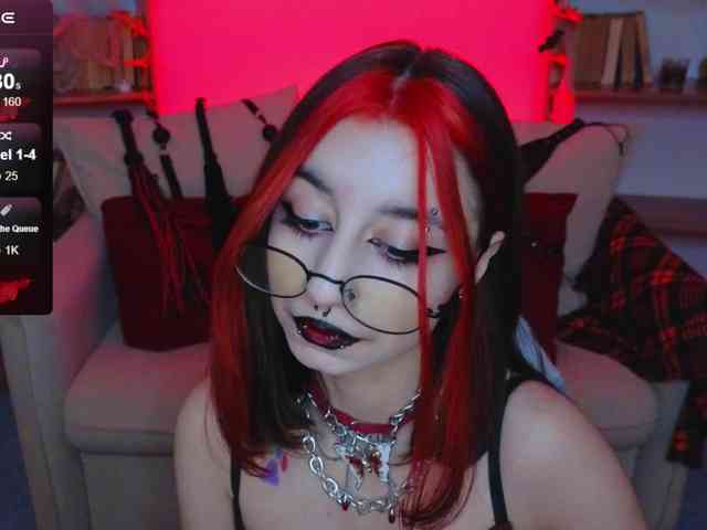MistressMarcelline webcam