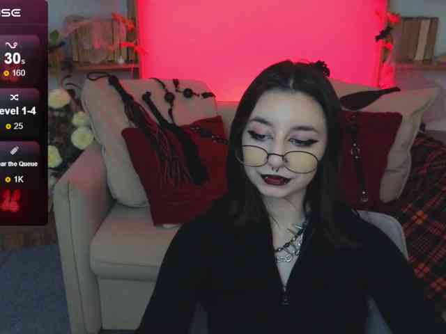 MistressMarcelline webcam