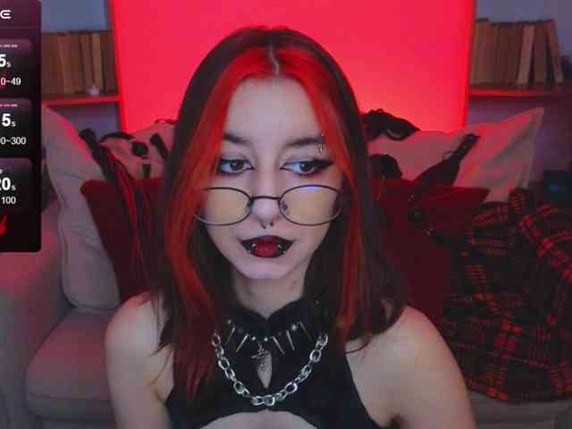 MistressMarcelline webcam