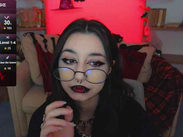 MistressMarcelline webcam