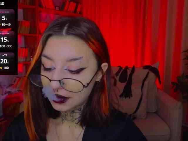 MistressMarcelline webcam