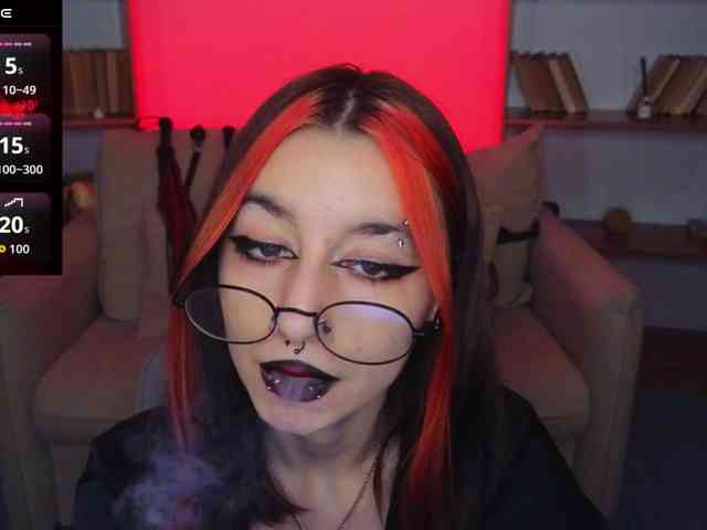 MistressMarcelline webcam