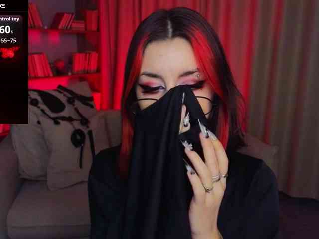 MistressMarcelline webcam