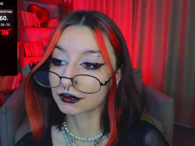 MistressMarcelline webcam