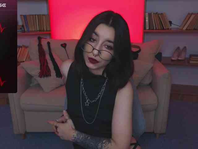 MistressMarcelline webcam