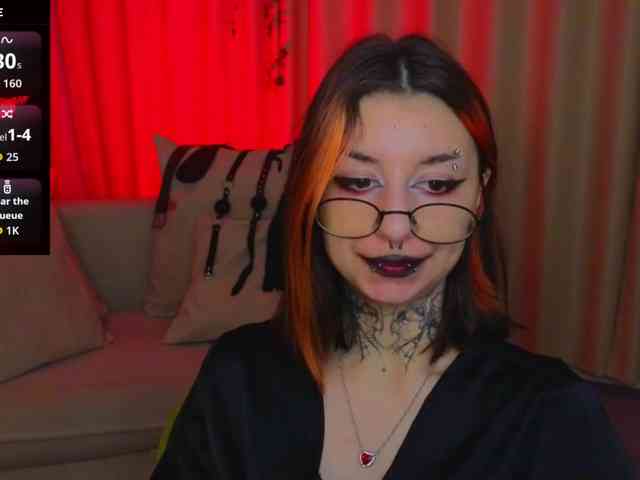 MistressMarcelline webcam