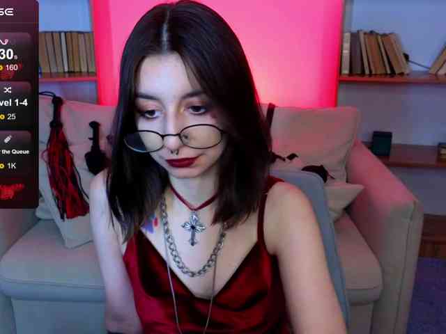MistressMarcelline webcam