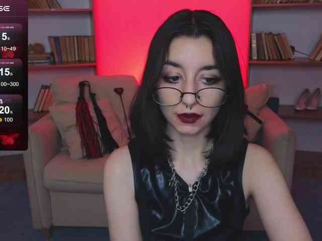 MistressMarcelline webcam