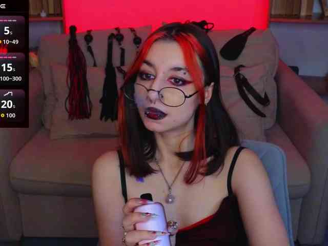 MistressMarcelline webcam