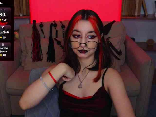 MistressMarcelline webcam