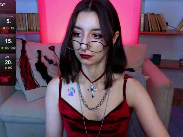 MistressMarcelline webcam