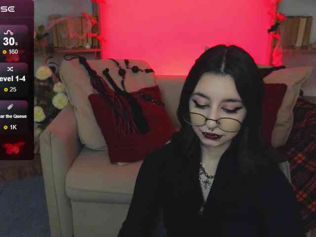 MistressMarcelline webcam
