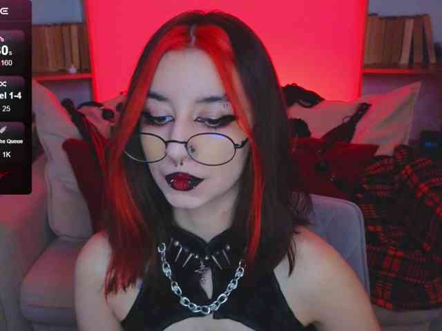 MistressMarcelline webcam