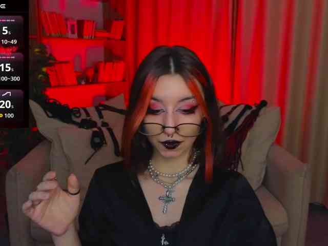 MistressMarcelline webcam