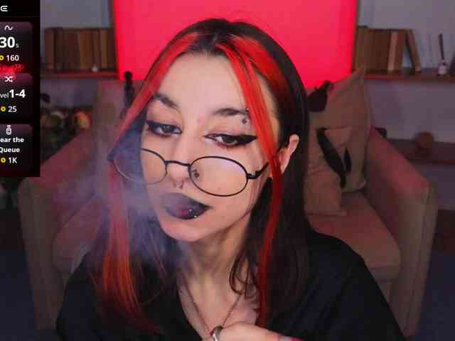 MistressMarcelline webcam