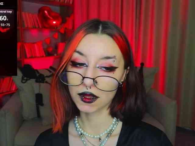 MistressMarcelline webcam