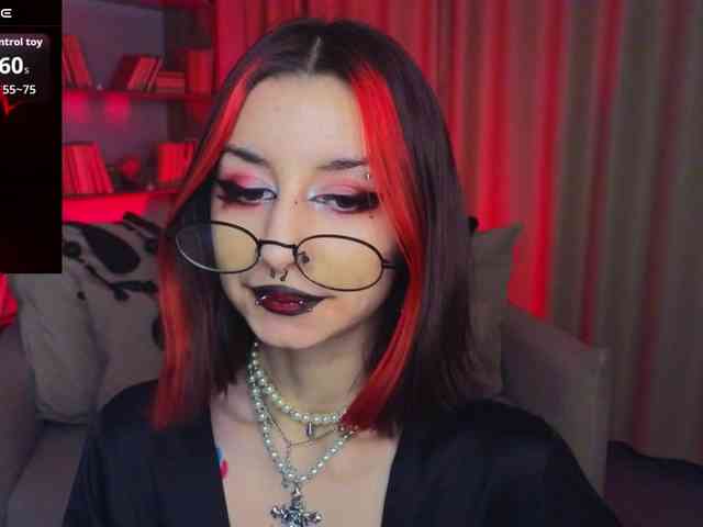 MistressMarcelline webcam