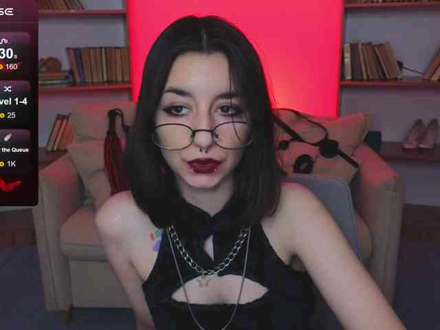 MistressMarcelline webcam