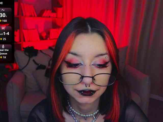 MistressMarcelline webcam