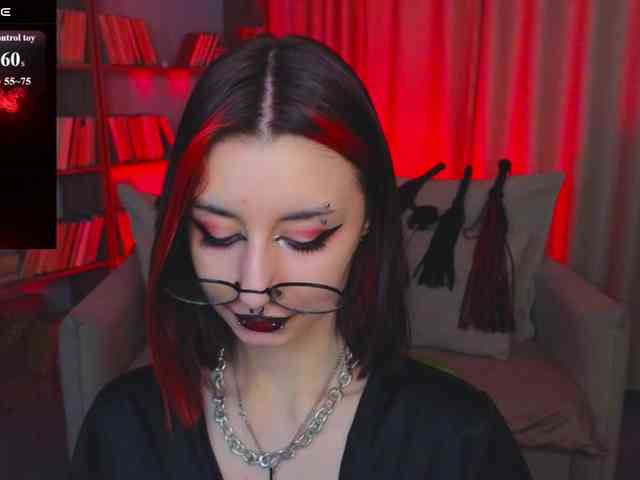 MistressMarcelline webcam