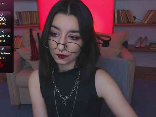 MistressMarcelline webcam