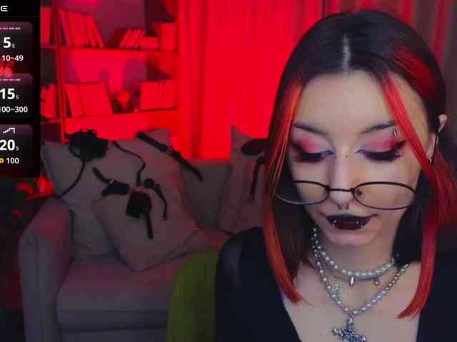 MistressMarcelline webcam