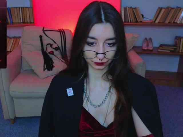 MistressMarcelline webcam