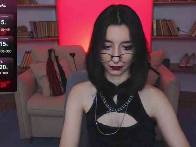MistressMarcelline webcam