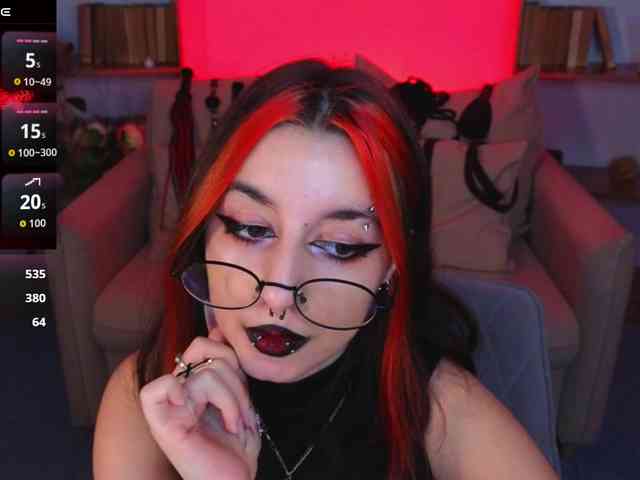 MistressMarcelline webcam