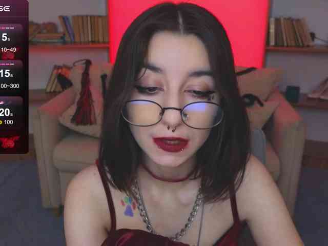 MistressMarcelline webcam
