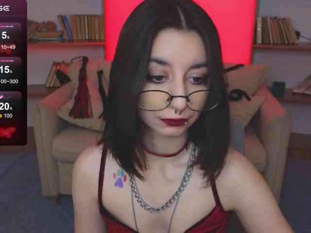 MistressMarcelline webcam