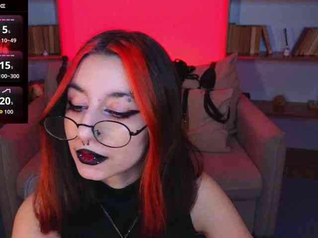 MistressMarcelline webcam