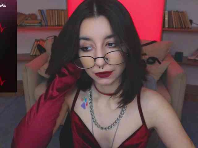 MistressMarcelline webcam
