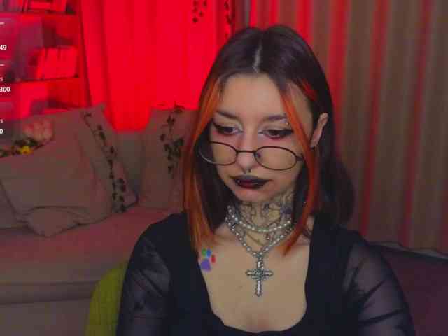 MistressMarcelline webcam