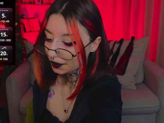 MistressMarcelline webcam