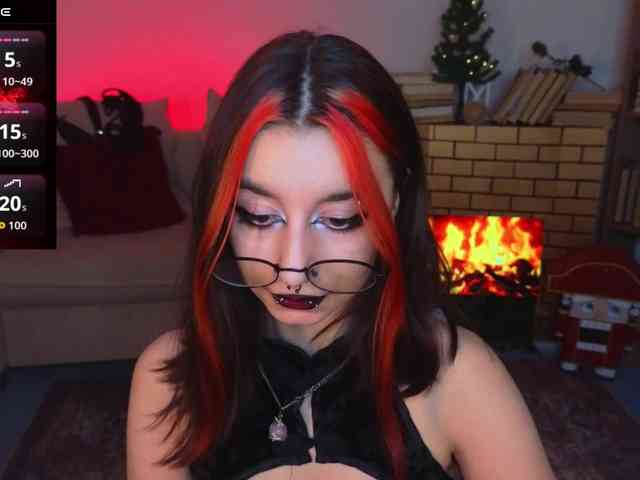 MistressMarcelline webcam