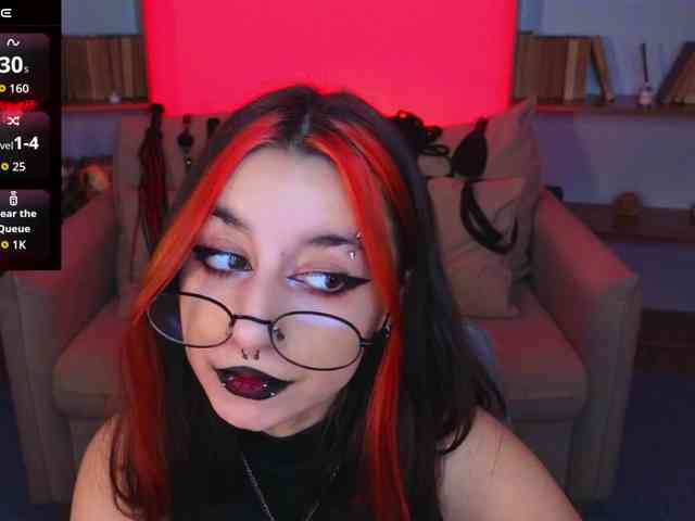 MistressMarcelline webcam