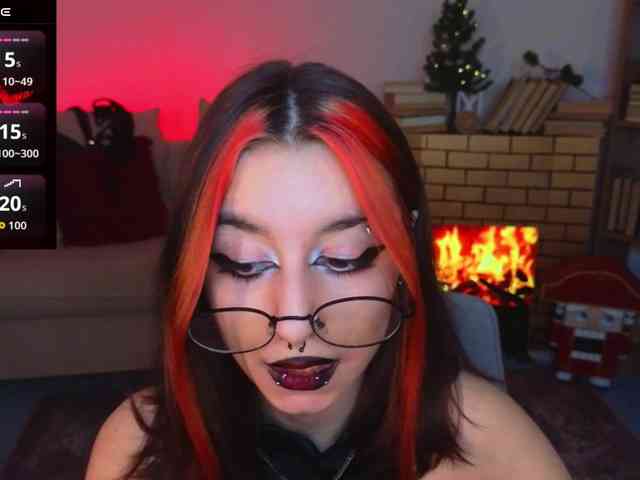 MistressMarcelline webcam