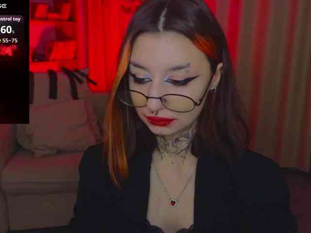 MistressMarcelline webcam