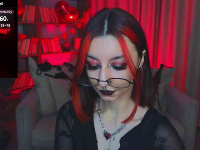 MistressMarcelline webcam