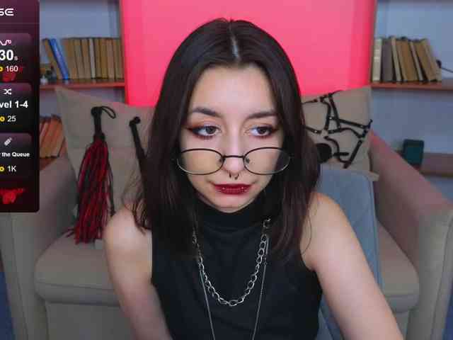 MistressMarcelline webcam