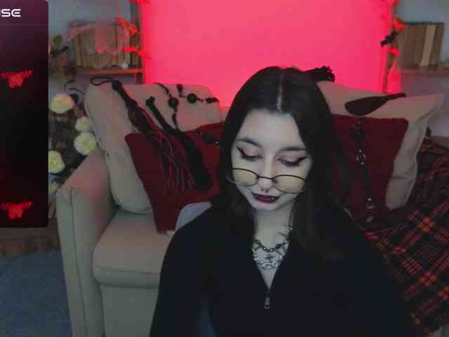 MistressMarcelline webcam