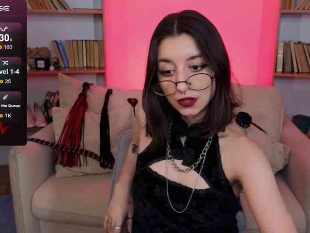 MistressMarcelline webcam